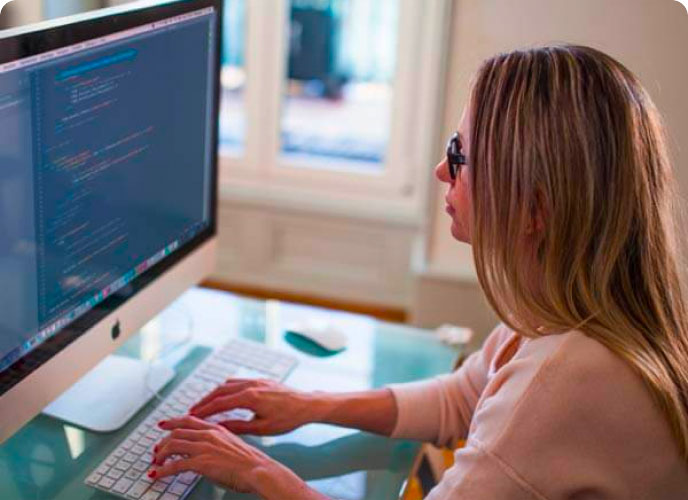 divi service section image 1